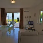 아파트 Family Sea-view Retreat In 파르겔리아