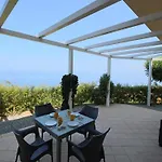 아파트 Family Sea-view Retreat In 파르겔리아