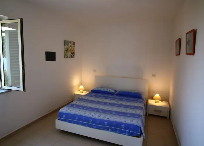 Family Sea-view Retreat In *