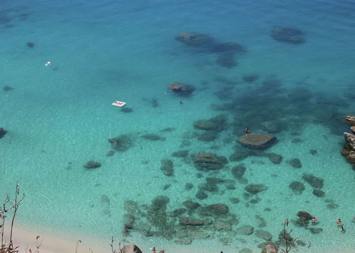 Family Sea-view Retreat In パルゲリーア